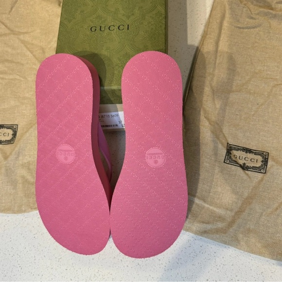 GUCCI GG THONG SANDAL - Picture 4 of 10